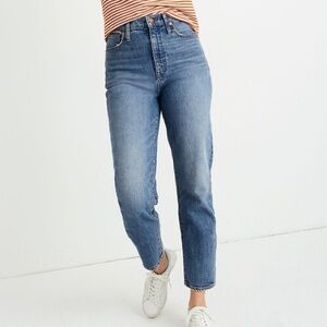 Madewell Women’s Classic Straight Jeans